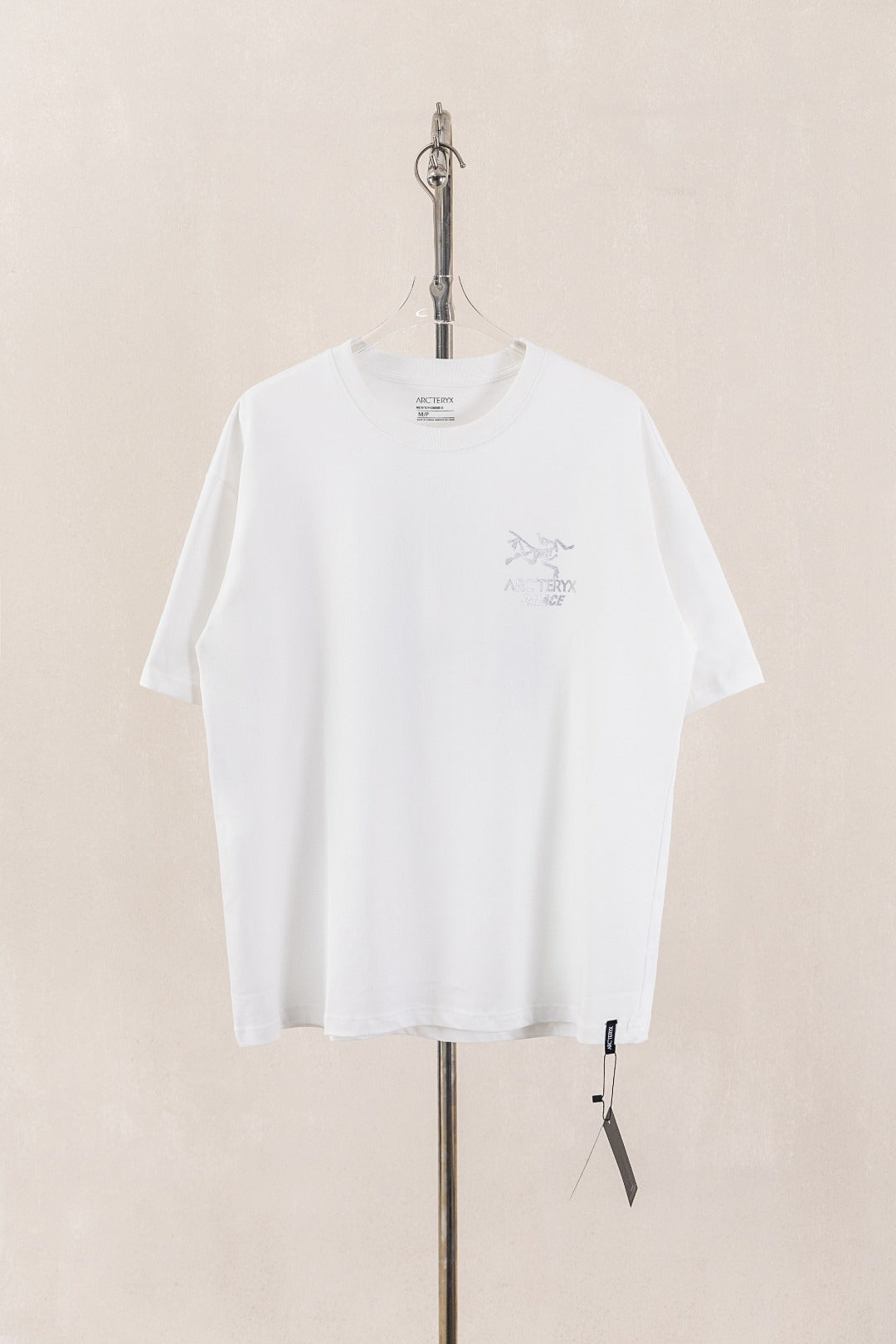 Arc'teryx Understated Burgundy Text‑Logo White Crew‑Neck Basic Tee