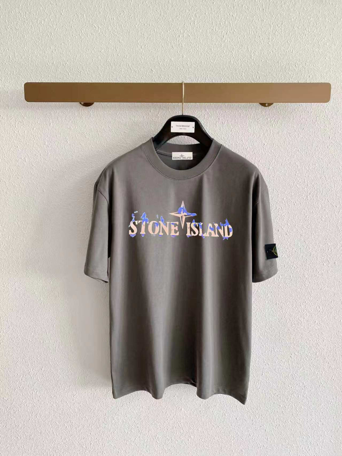 Stone Island Distressed Ink-Wash Compass Star Wordmark Print T-Shirt