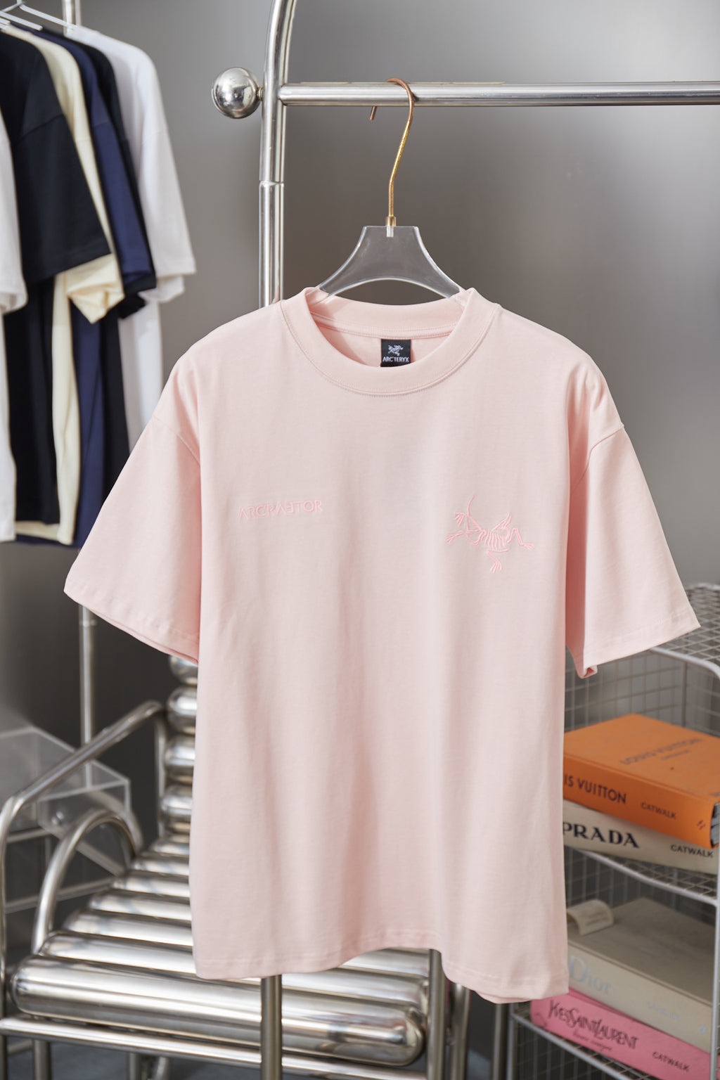 Embroidered Fossil‑Bird Logo Front‑Back Short‑Sleeve T‑Shirt