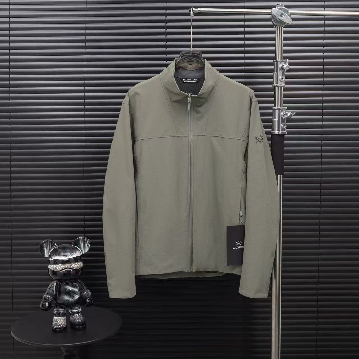 Arc'teryx Stand Collar Full‑Zip Softshell Jacket