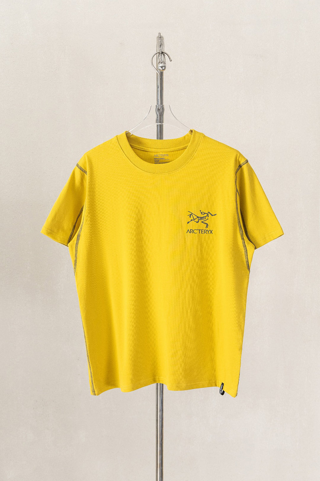 Arc'teryx Contrast Stitch Detail Bird Logo Short Sleeve Tee, Casual Daily Top
