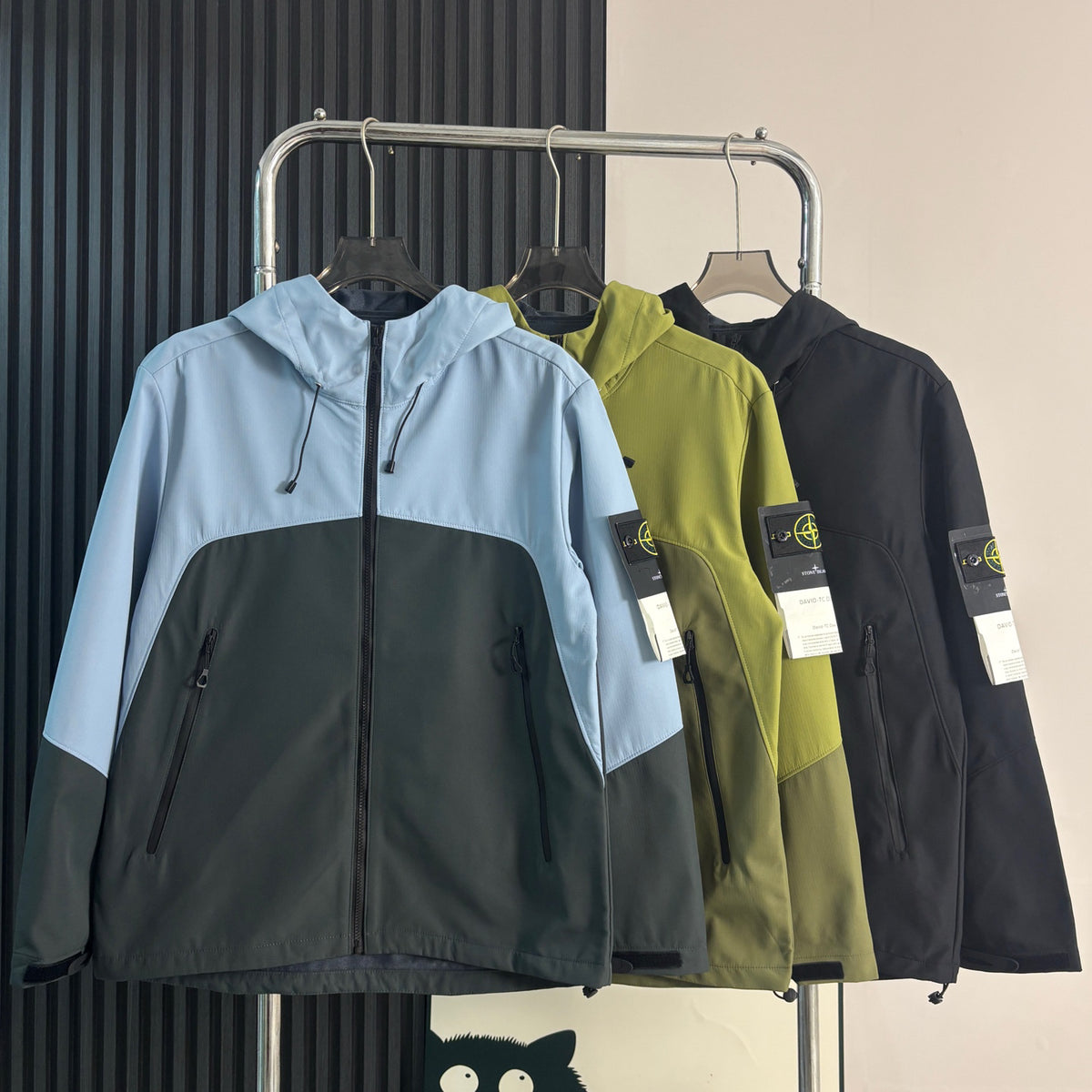 Stone Island Two-Tone Colour-Block Softshell Hooded Jacket with Compass Badge