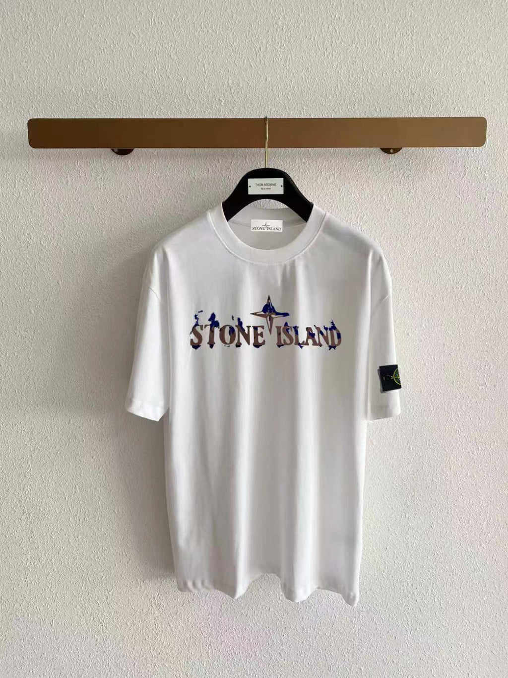 Stone Island Distressed Ink-Wash Compass Star Wordmark Print T-Shirt