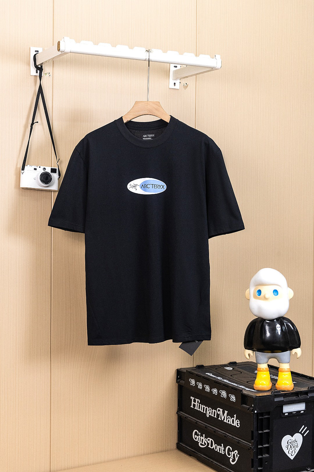 Arc'teryx Multi‑Logo Graphic Crew Neck Short‑Sleeve T‑Shirt, Unisex Relaxed Fit Tee
