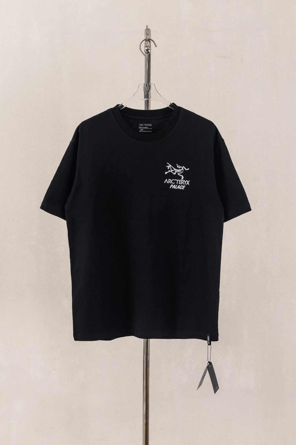 Arc'teryx Understated Burgundy Text‑Logo White Crew‑Neck Basic Tee