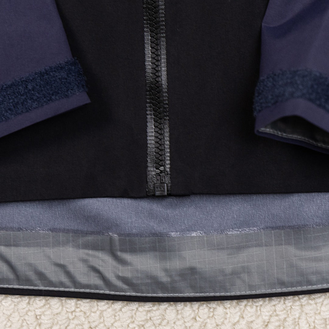 Arc'teryx GORE‑TEX Color‑Block Hooded Waterproof Shell Jacket