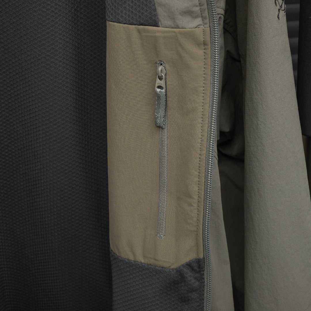 Arc'teryx Stand Collar Full‑Zip Softshell Jacket