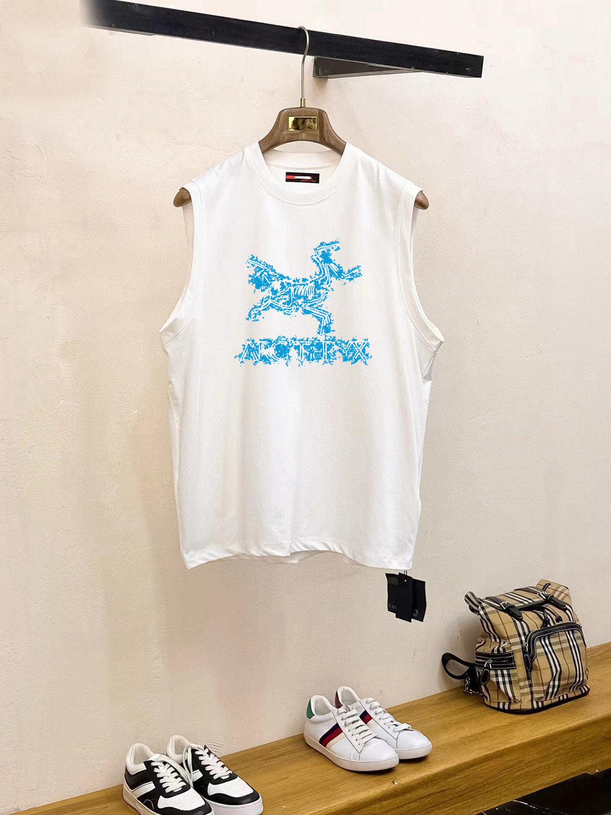 Arc'teryx Blue Splash‑Effect Big Bird Sleeveless Tank Top Unisex