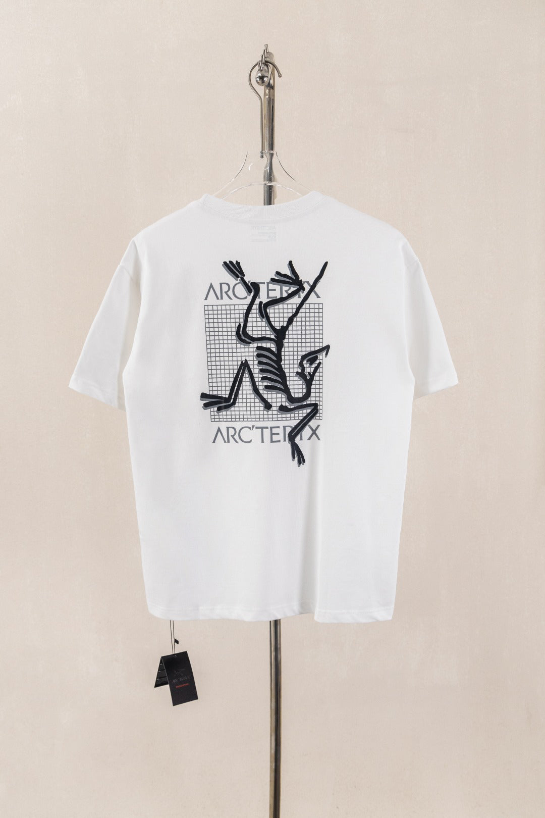 Arc'teryx White Short Sleeve Tee Back Large Skeleton Bird Grid Graphic Casual Top