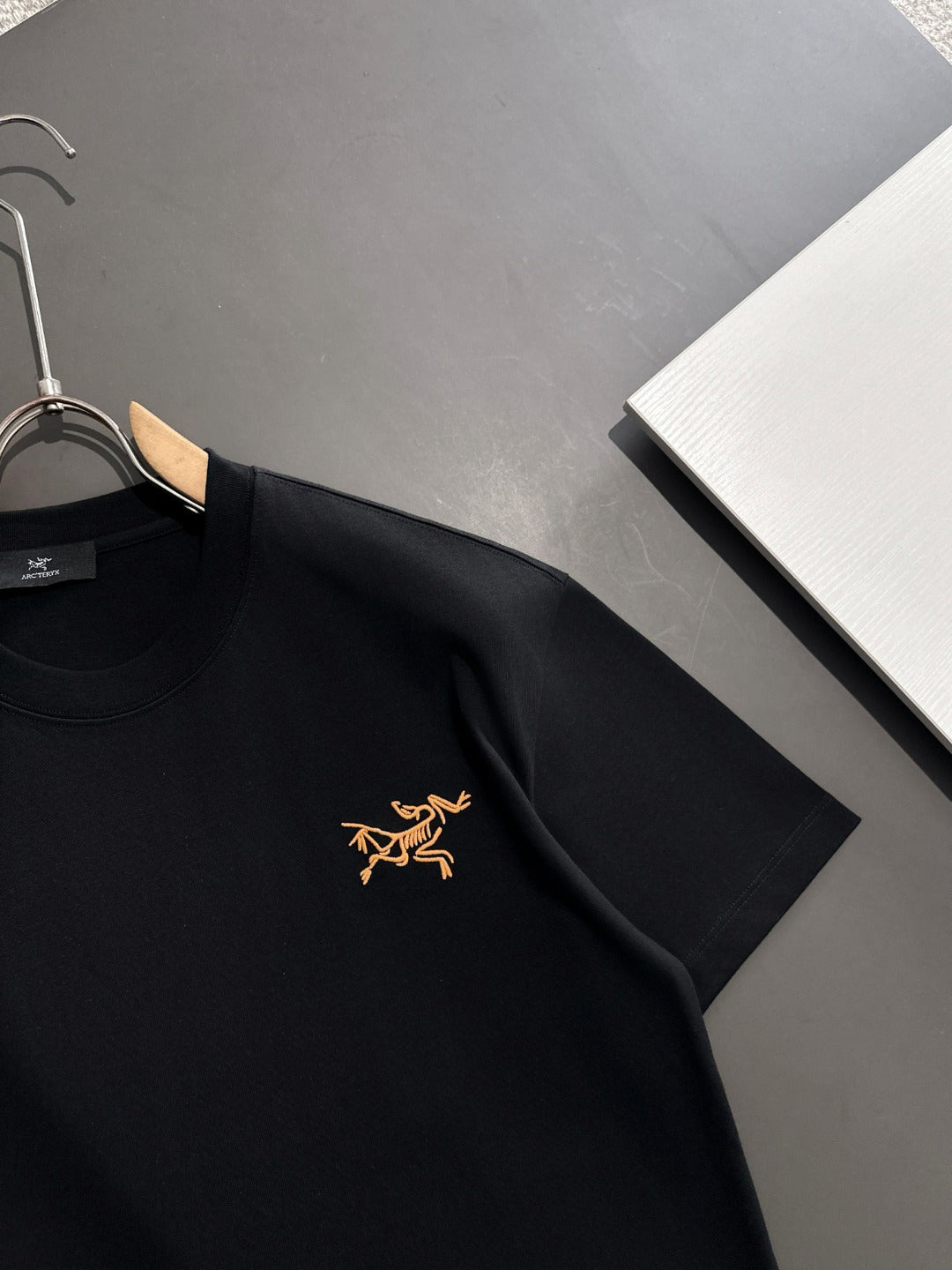 Arc'teryx Gold Archaeopteryx & Wordmark Chest Embroidery 260gsm Double-Yarn Unisex T-Shirt