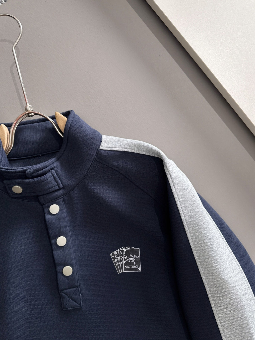 Arc'teryx 25SS Colorblock Stand Collar Snap Sweatshirt | Navy