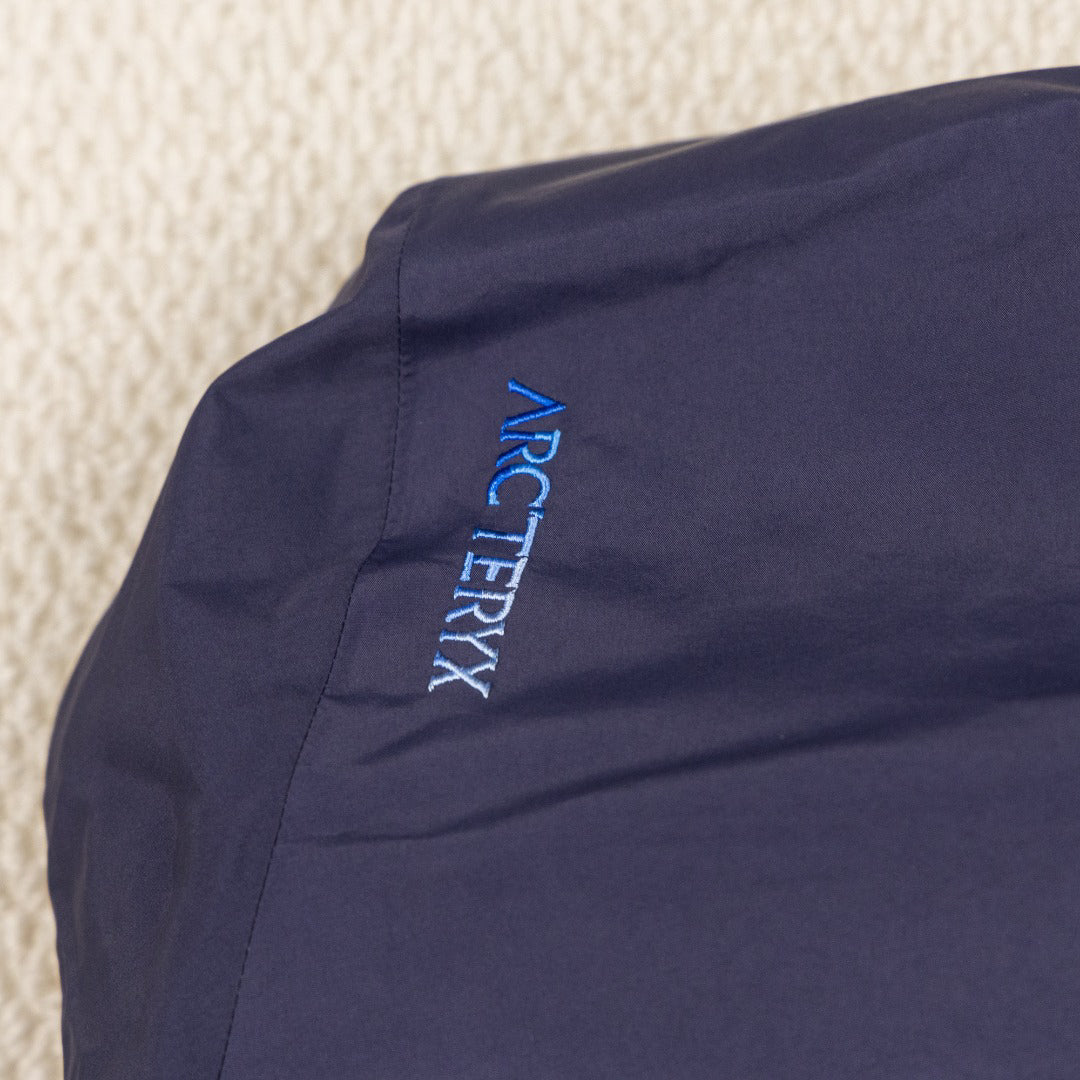 Arc'teryx GORE‑TEX Color‑Block Hooded Waterproof Shell Jacket