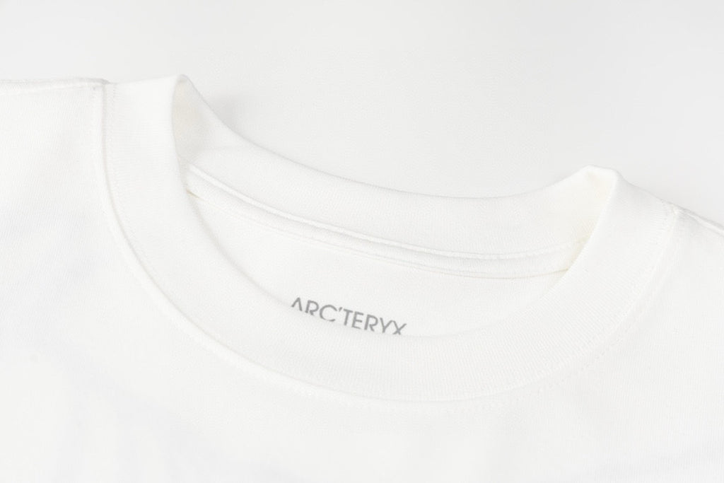 Jil Sander+ Front Logo Back Fossil Skeleton Graphic SS T‑Shirt