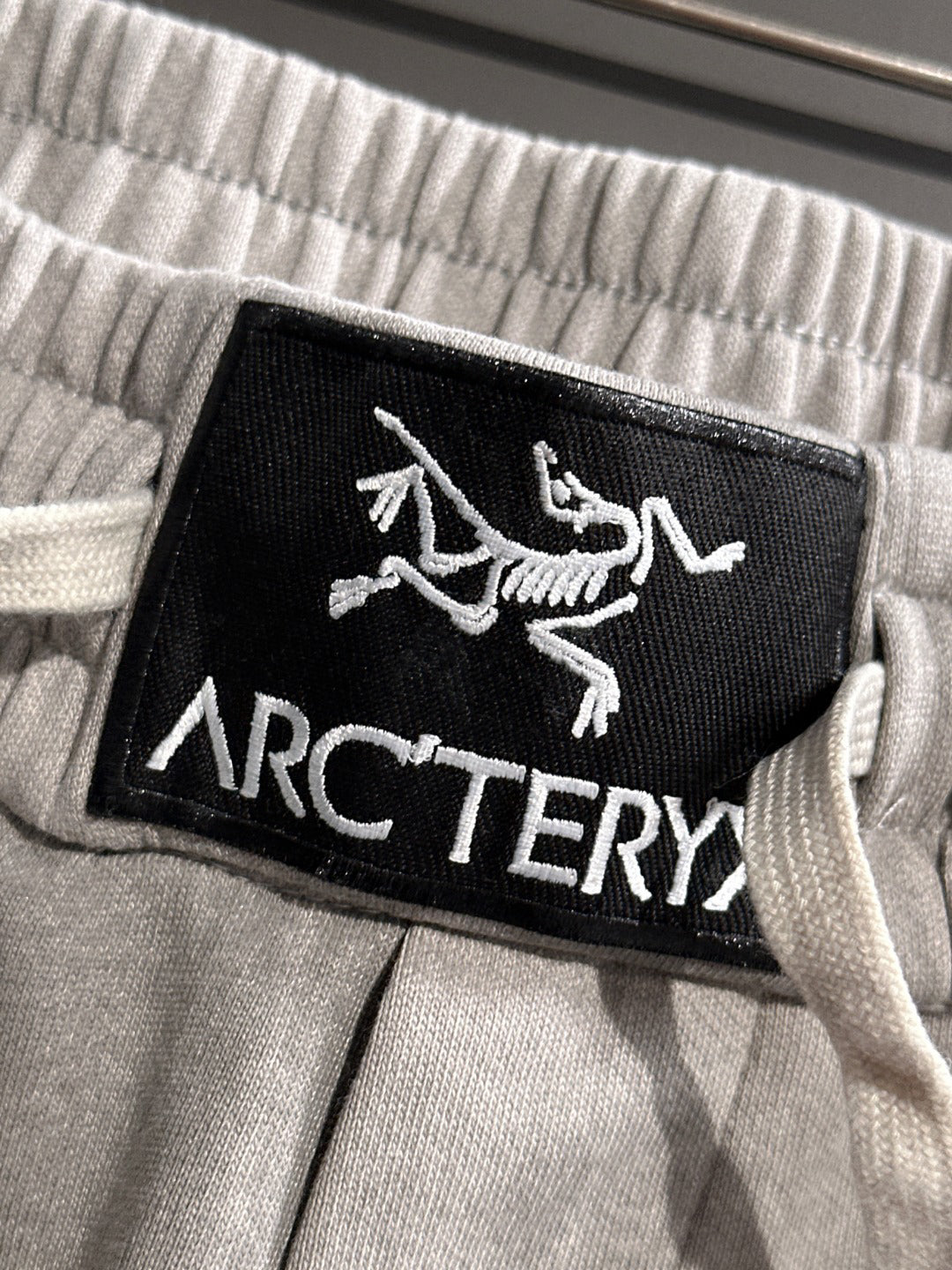 Arc'teryx Gradient Wash Rivet-Detail Branded Waistband Shorts