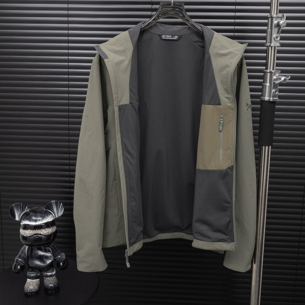 Arc'teryx Stand Collar Full‑Zip Softshell Jacket