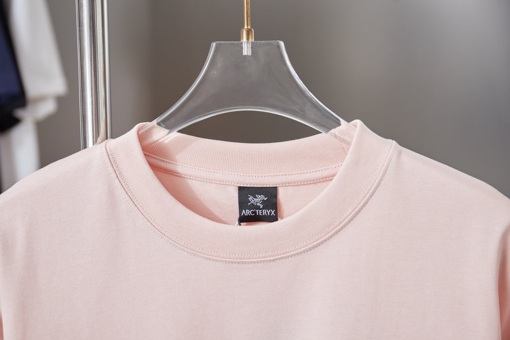 Embroidered Fossil‑Bird Logo Front‑Back Short‑Sleeve T‑Shirt