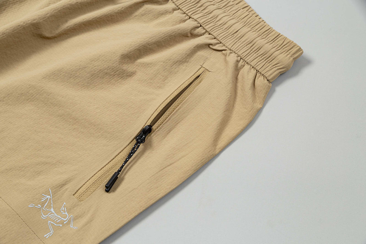 Arc'teryx Multi‑Zipper Pocket Drawstring Functional Outdoor Shorts
