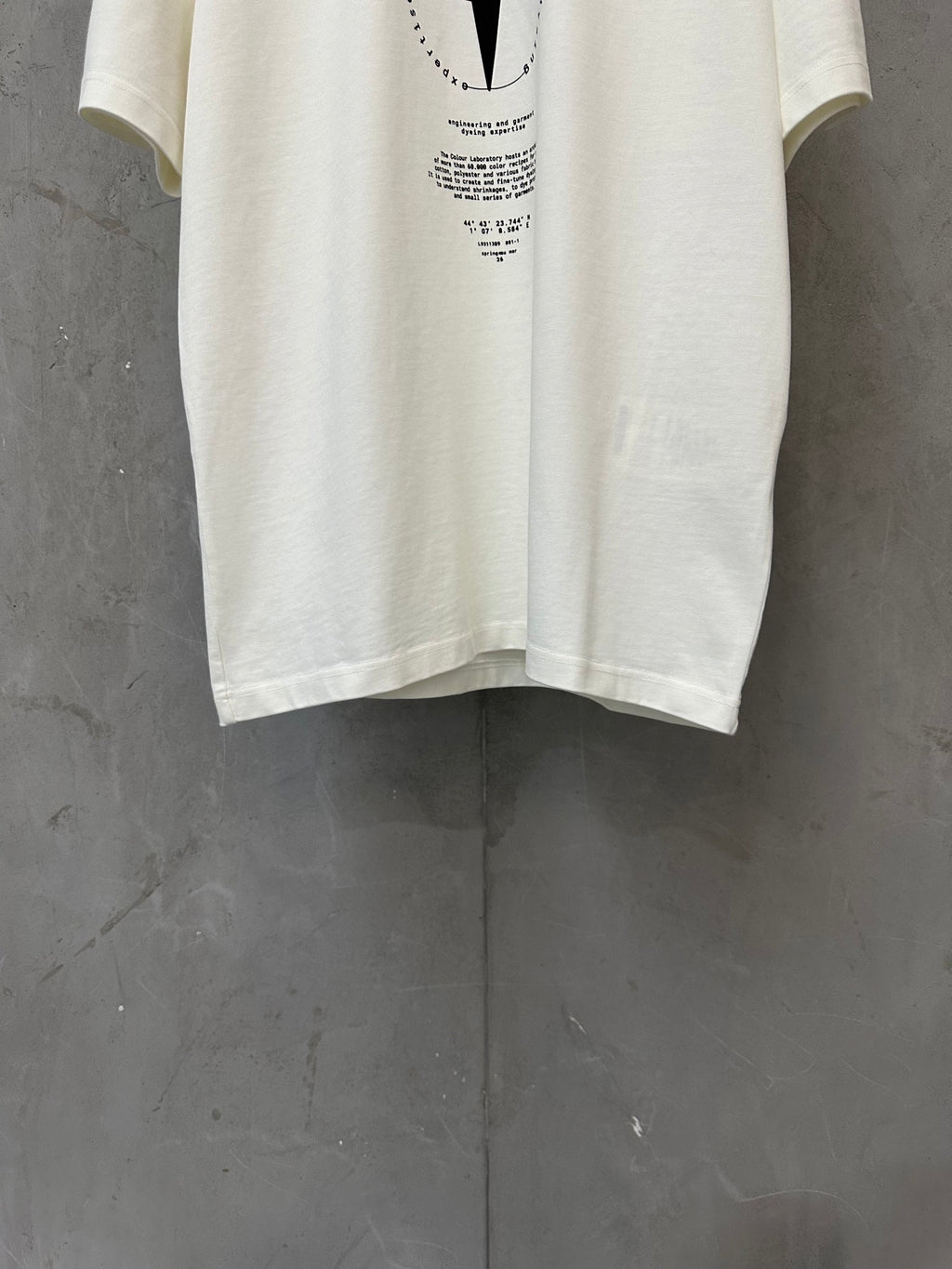 Stone Island Compass Graphic Print Crew Neck T-Shirt with Oversized Star and Brand Narrative