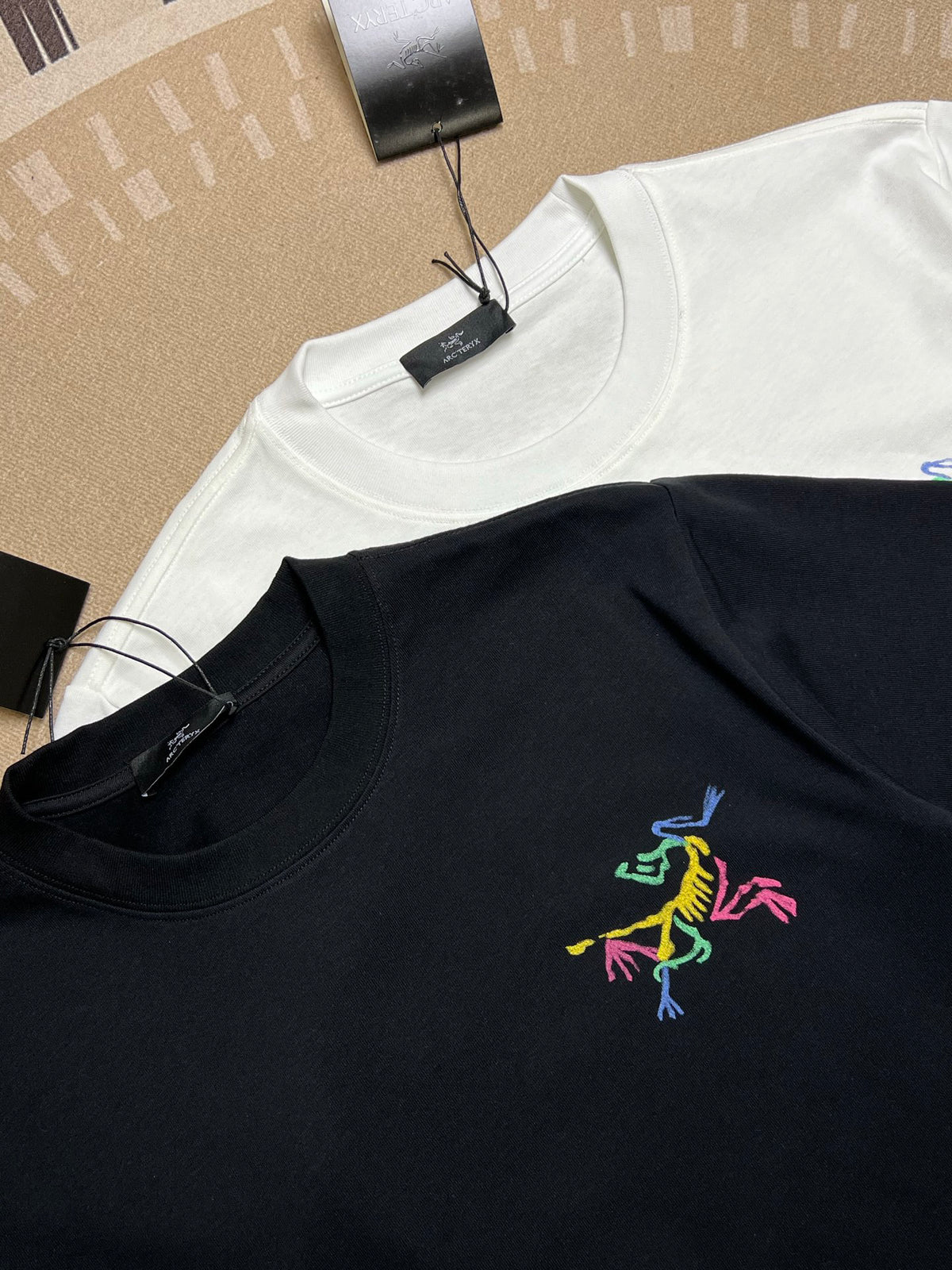 Arc'teryx Small Chest Multi‑Color Bird Logo Short‑Sleeve T‑Shirt Unisex