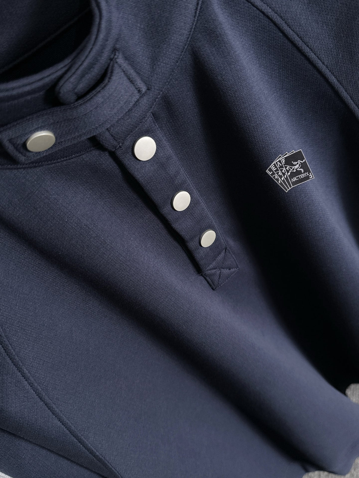 Arc'teryx 25SS Colorblock Stand Collar Snap Sweatshirt | Navy