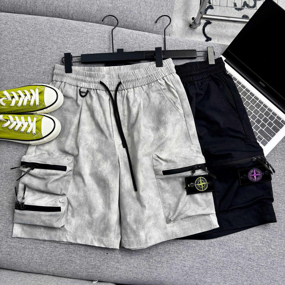 Stone Island Techwear Cargo Shorts with Double-Zip 3D Pockets and Compass Badge