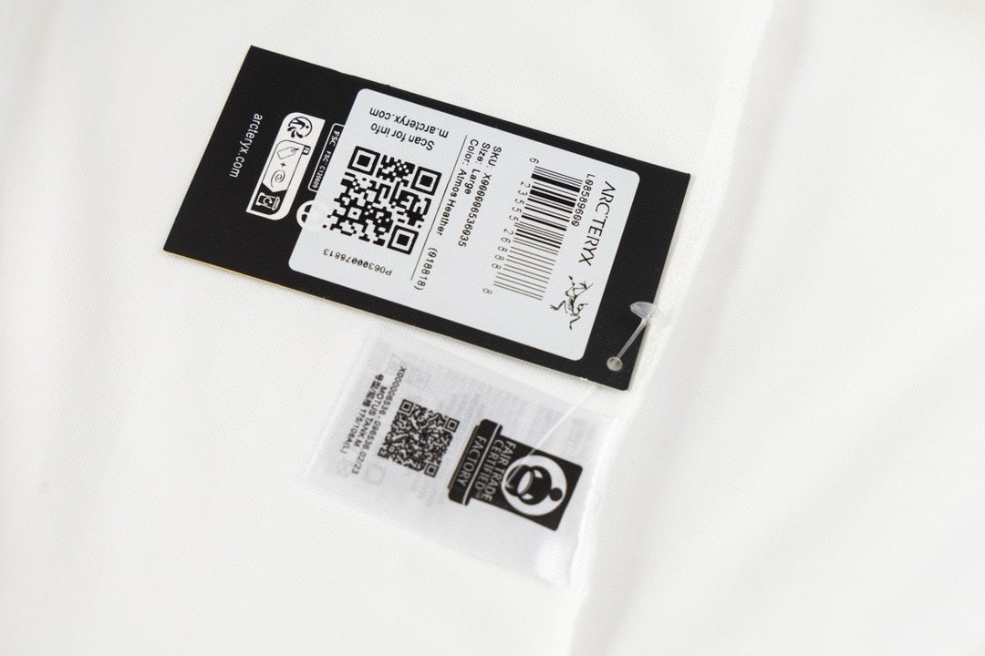 Jil Sander+ Front Logo Back Fossil Skeleton Graphic SS T‑Shirt