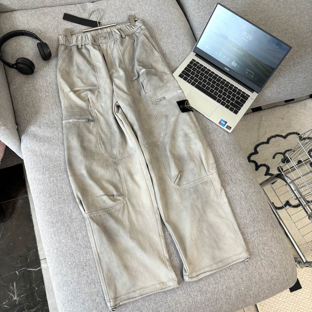 Stone Island Multi-Pocket Cargo Trousers with Bellows Pockets and Compass Badge