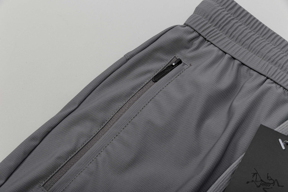 Arc'teryx Side Letter Logo Zipper Pocket Drawstring Outdoor Shorts