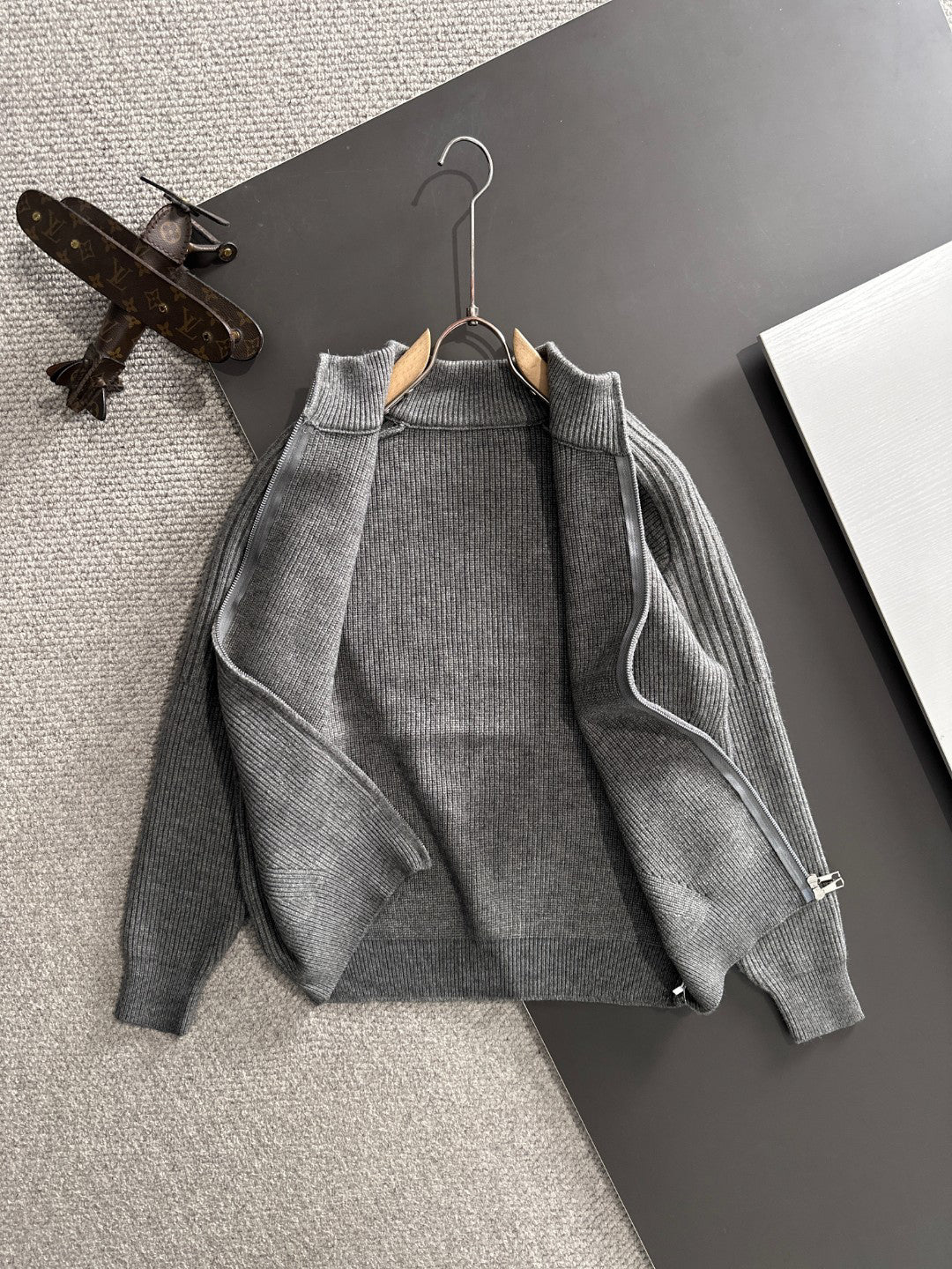 Arc'teryx Men's Ribbed Zip-Up Knit Jacket