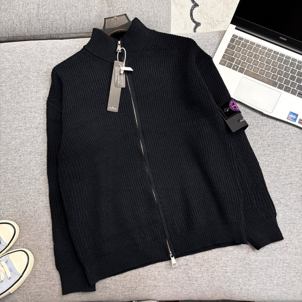 Stone Island Chunky-Rib Full-Zip Knit Cardigan with Compass Badge