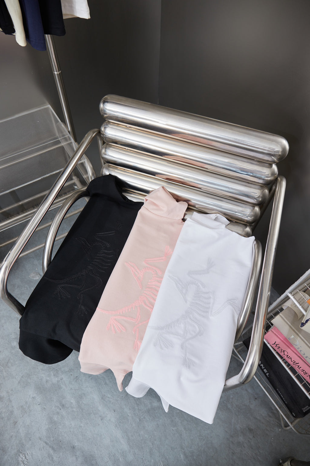 Embroidered Fossil‑Bird Logo Front‑Back Short‑Sleeve T‑Shirt