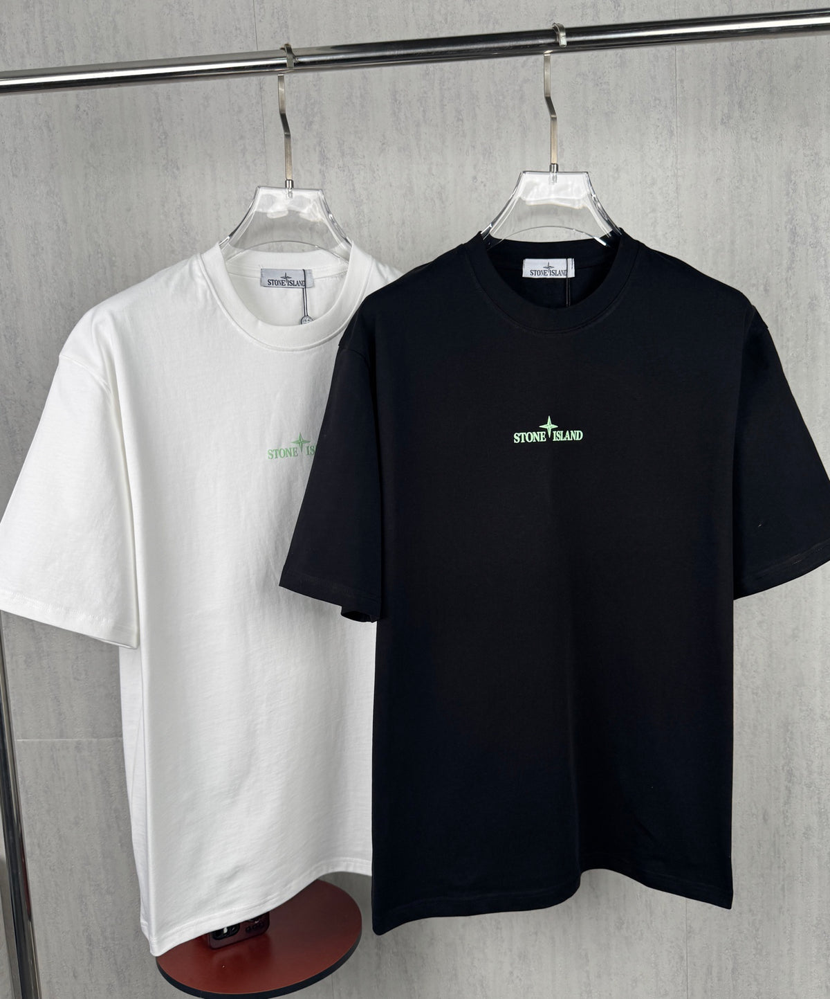 Stone Island Essentials Small Green Compass Logo Print Crew Neck T-Shirt