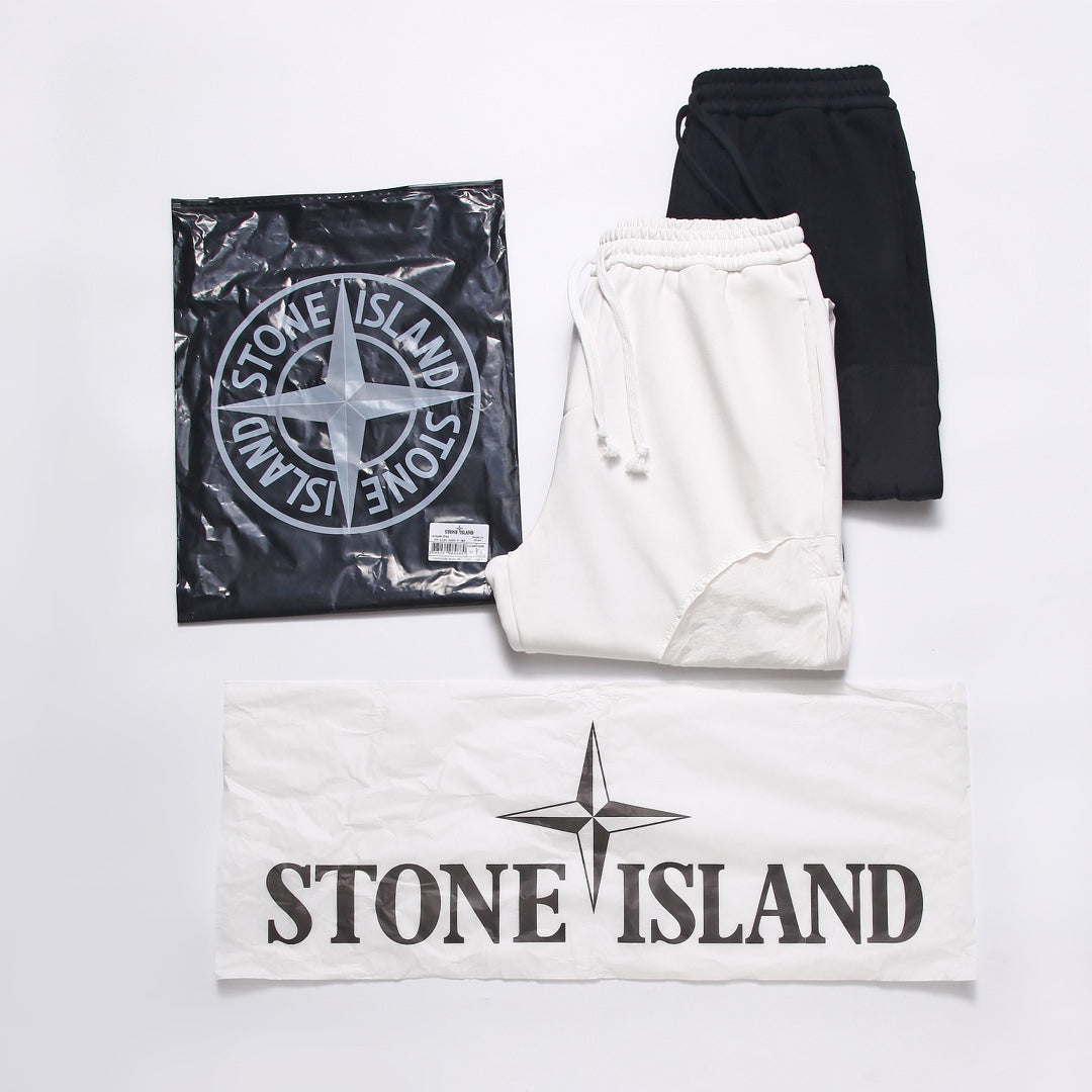 Stone Island Cotton Fleece Cargo Sweatpants with Right Thigh Curved Flap Pocket and Compass Badge