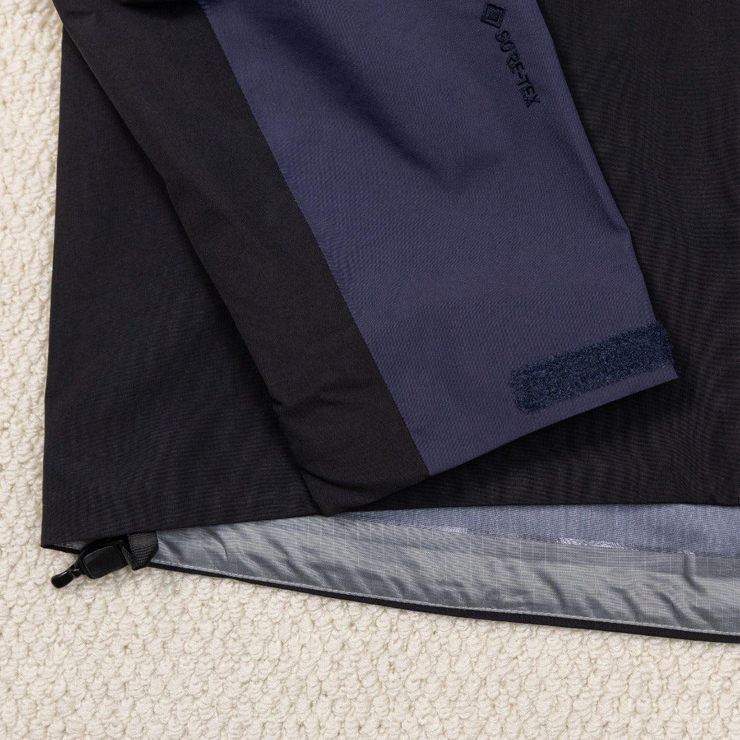 Arc'teryx GORE‑TEX Color‑Block Hooded Waterproof Shell Jacket