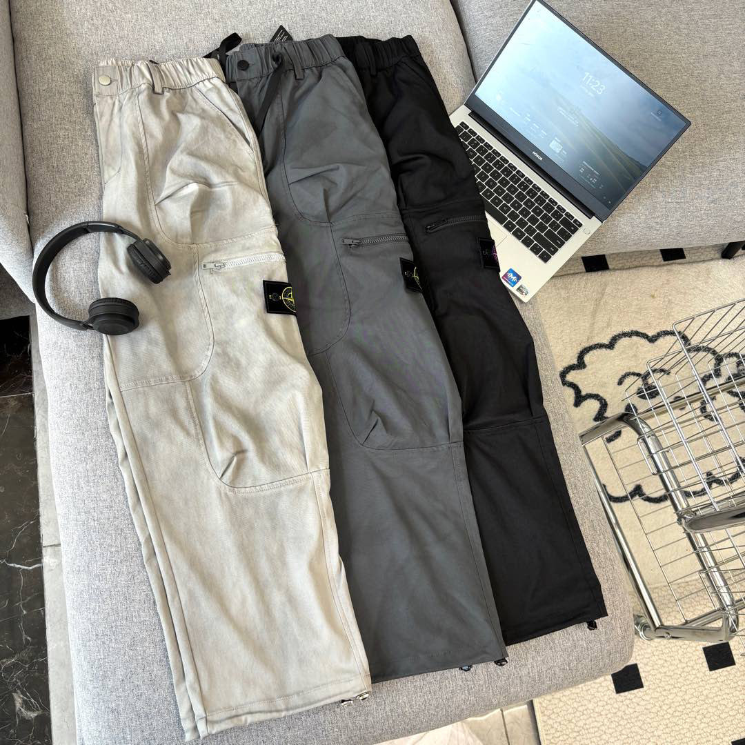 Stone Island Multi-Pocket Cargo Trousers with Bellows Pockets and Compass Badge