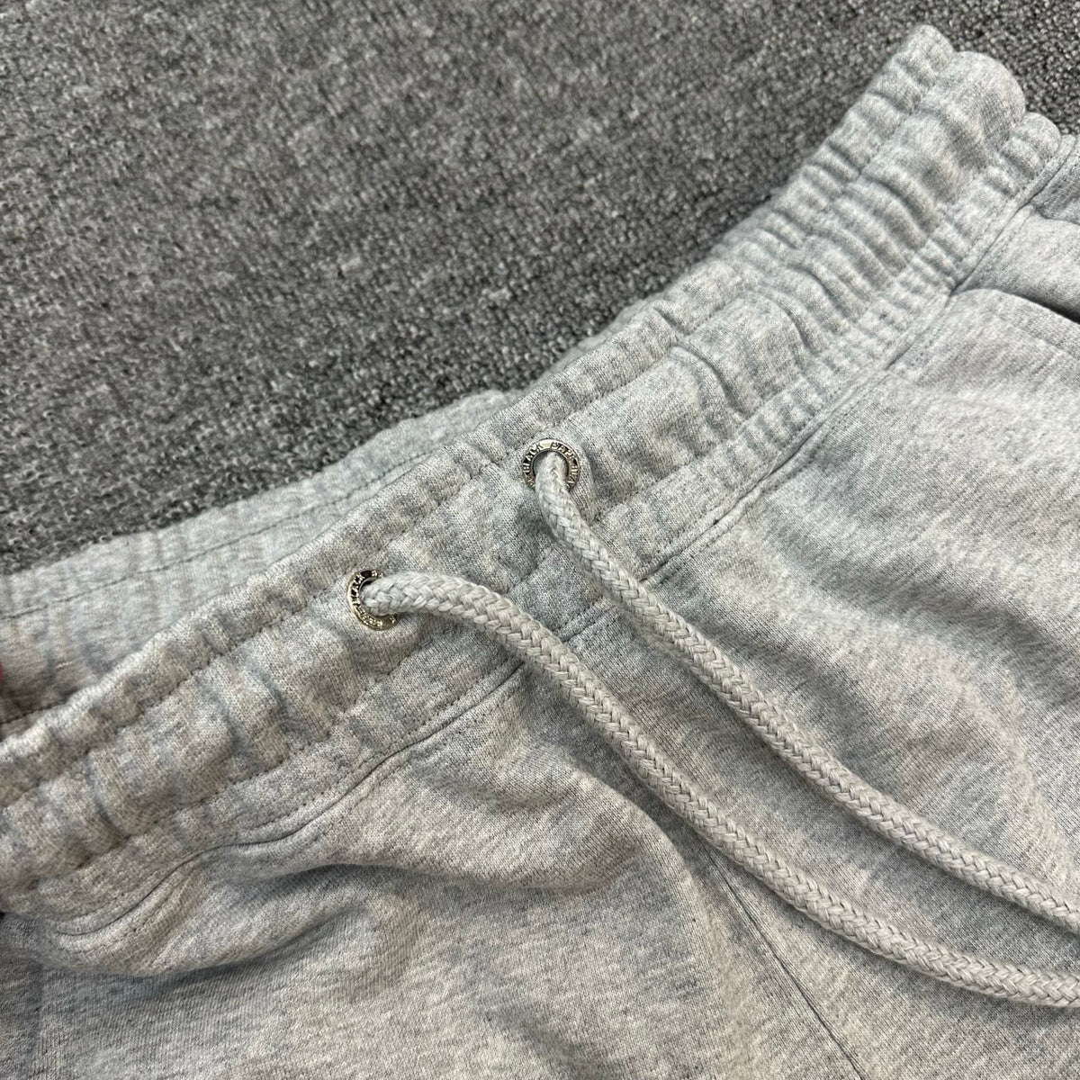 A Bathing Ape Wordmark Embroidered Raw Hem Shorts - Black / Gray