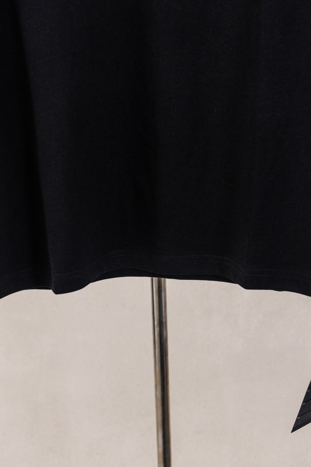 Arc'teryx Men Crew Neck T‑Shirt Back Skeleton Bird Grid Print White Street Casual Tee