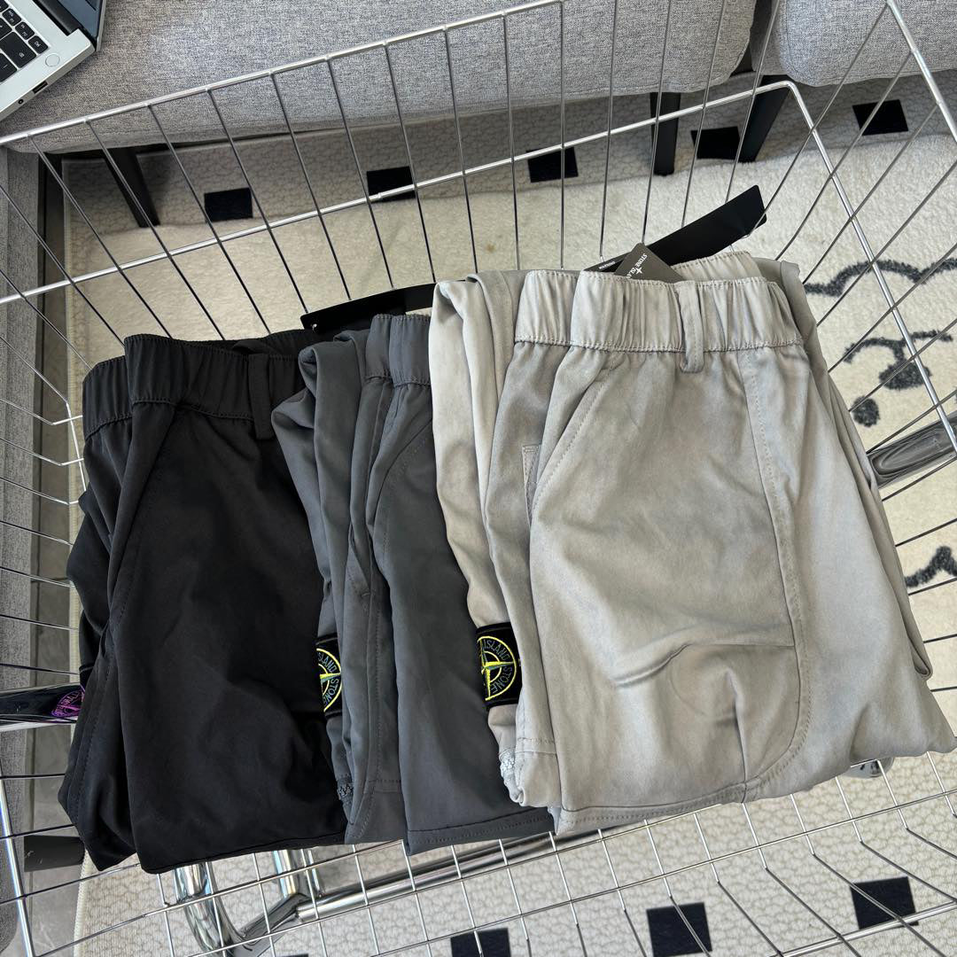 Stone Island Multi-Pocket Cargo Trousers with Bellows Pockets and Compass Badge