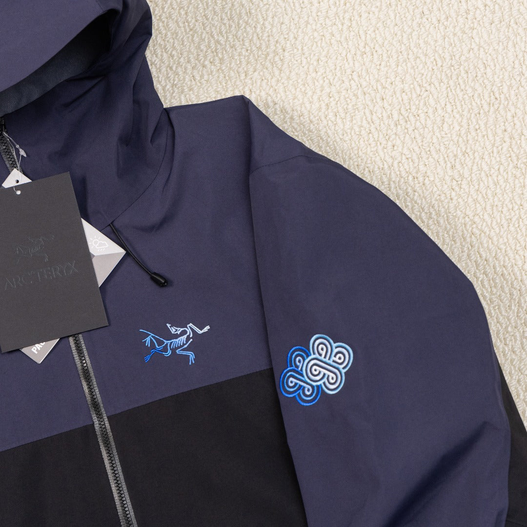 Arc'teryx GORE‑TEX Color‑Block Hooded Waterproof Shell Jacket